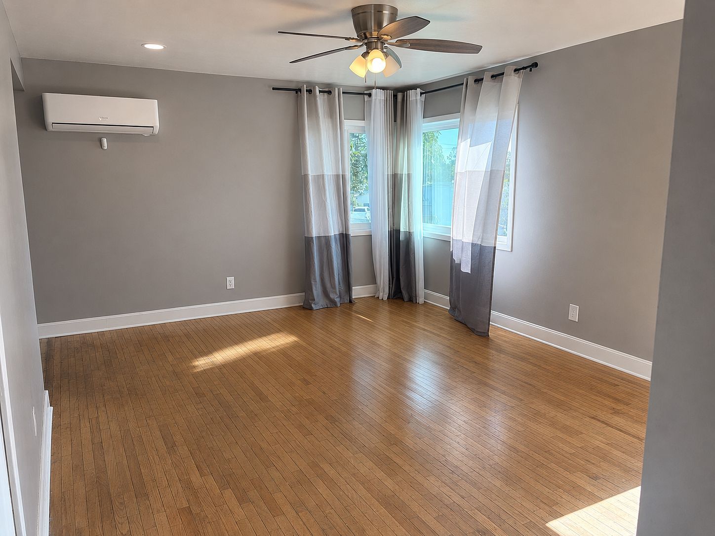 3812 Delta St photo 5