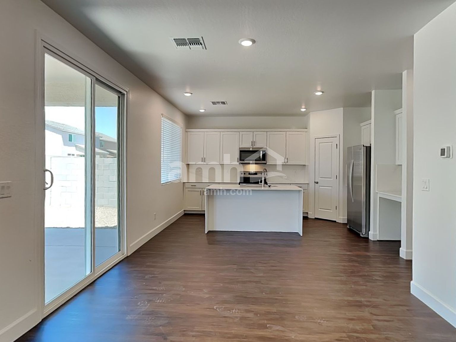 17142 W Lawrence Ln photo 5