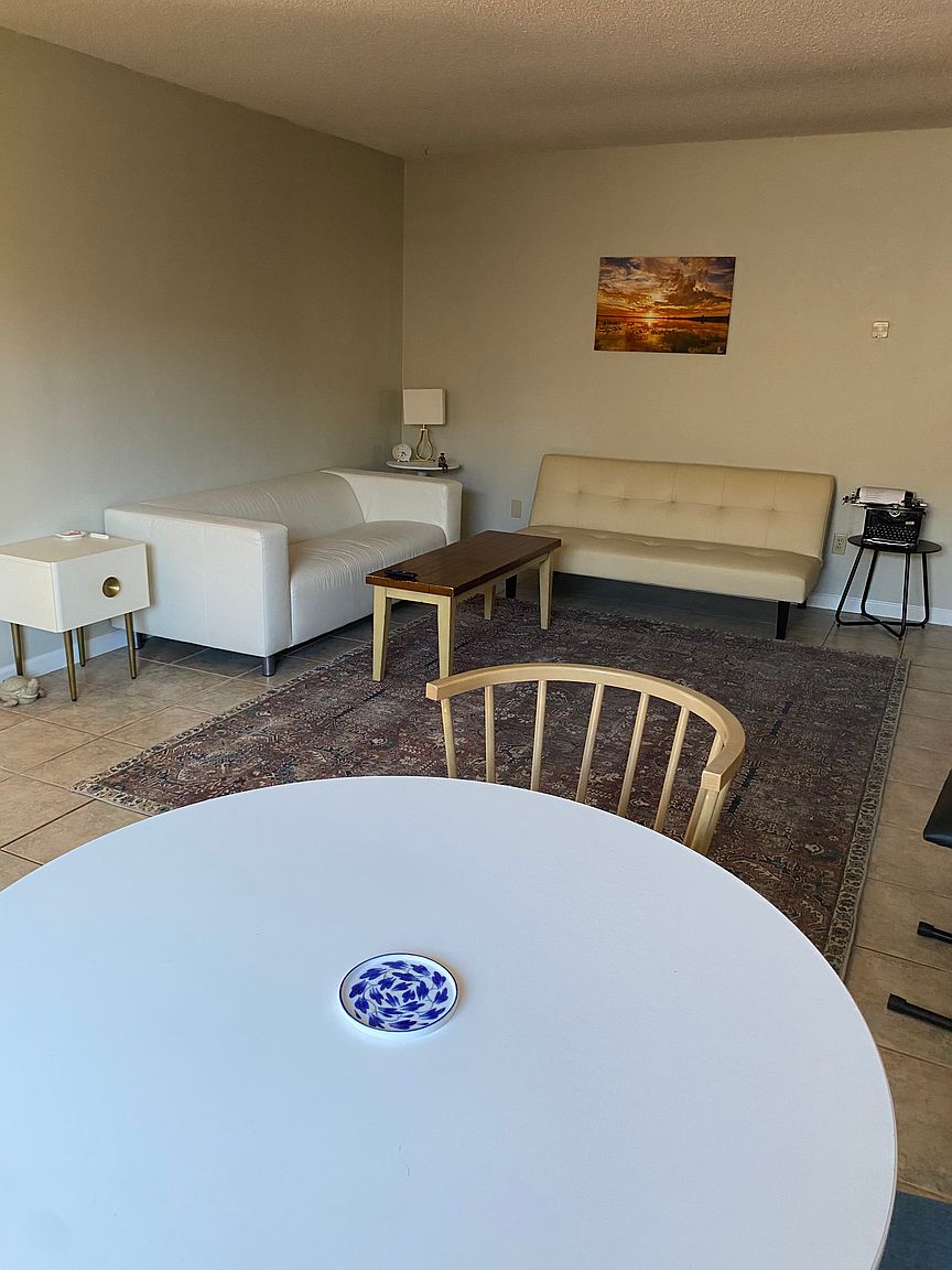 2BR/1BA Single Family House on Halterman Ave · Santa Cruz photo 2