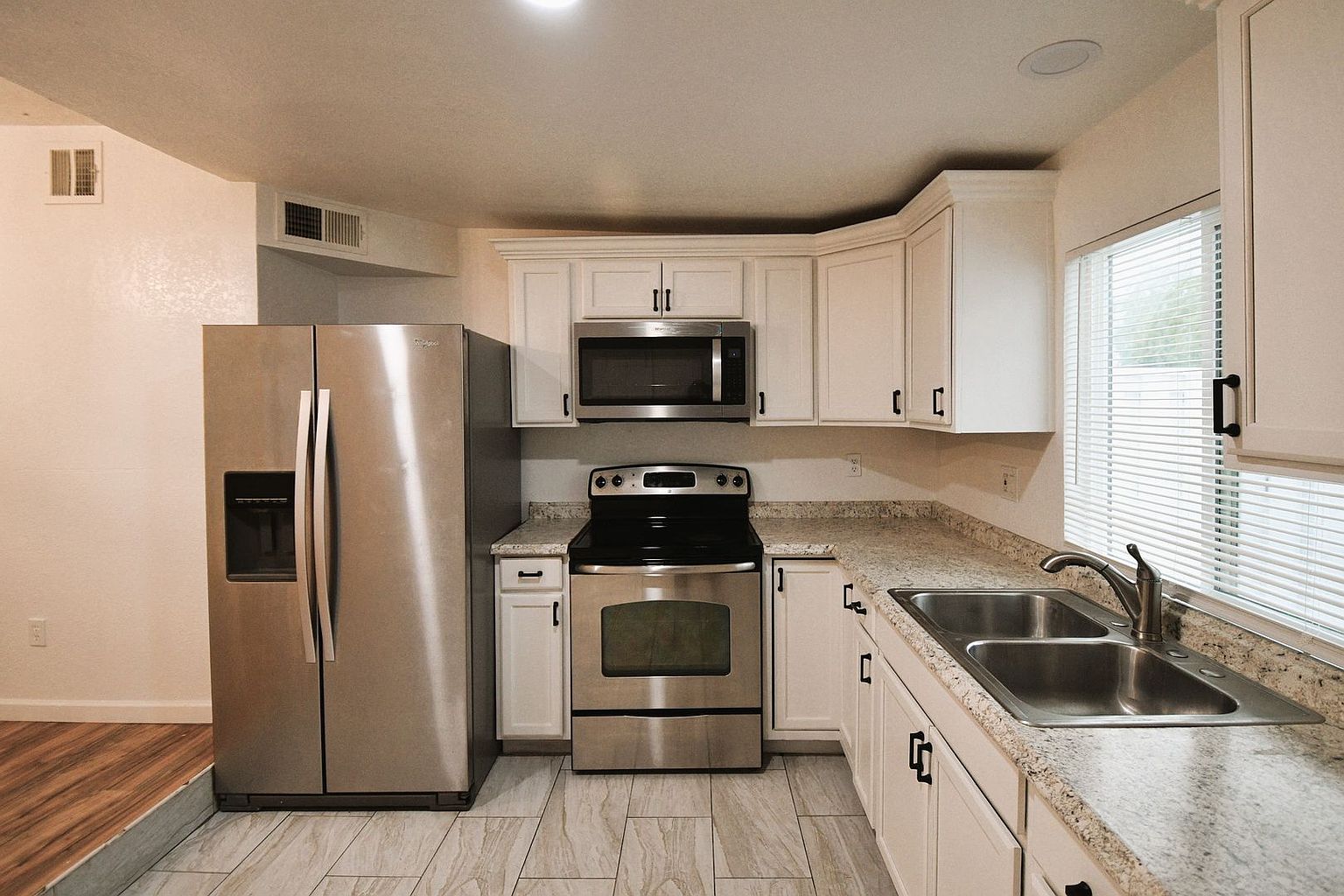 3107 W Granada Rd Phoenix, AZ 85009 photo 4