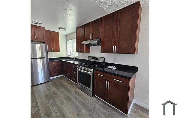 2648 Parker Ave photo 3