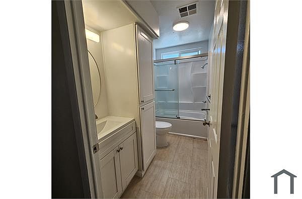 2648 Parker Ave photo 4