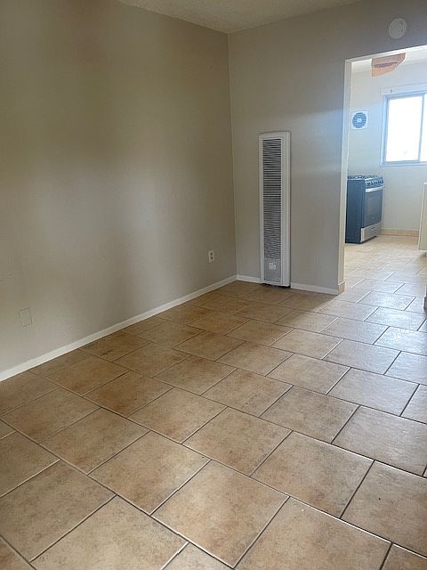 1099 Turquoise St photo 4