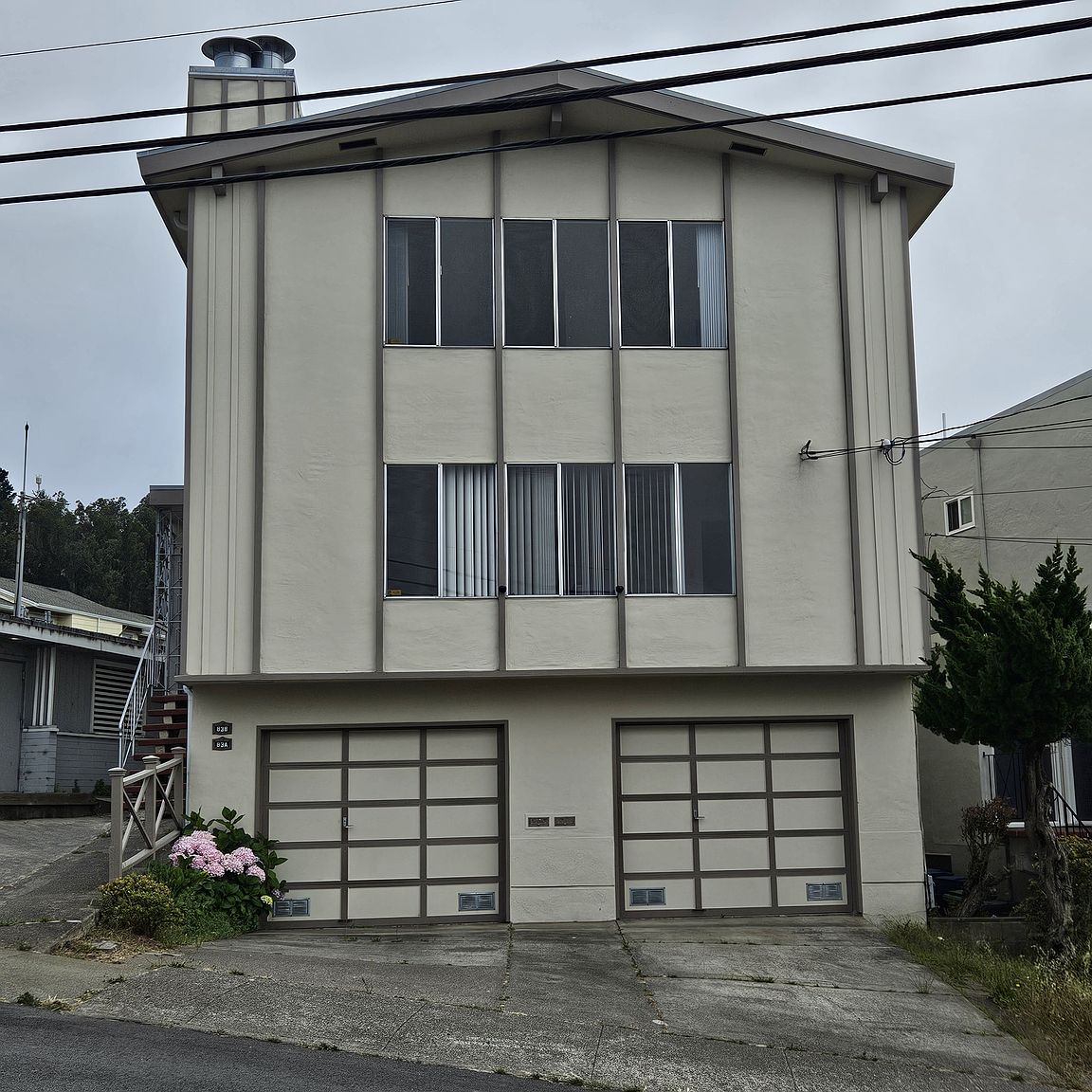 2BR/1BA Duplex on Bellevue Ave · San Francisco photo 2