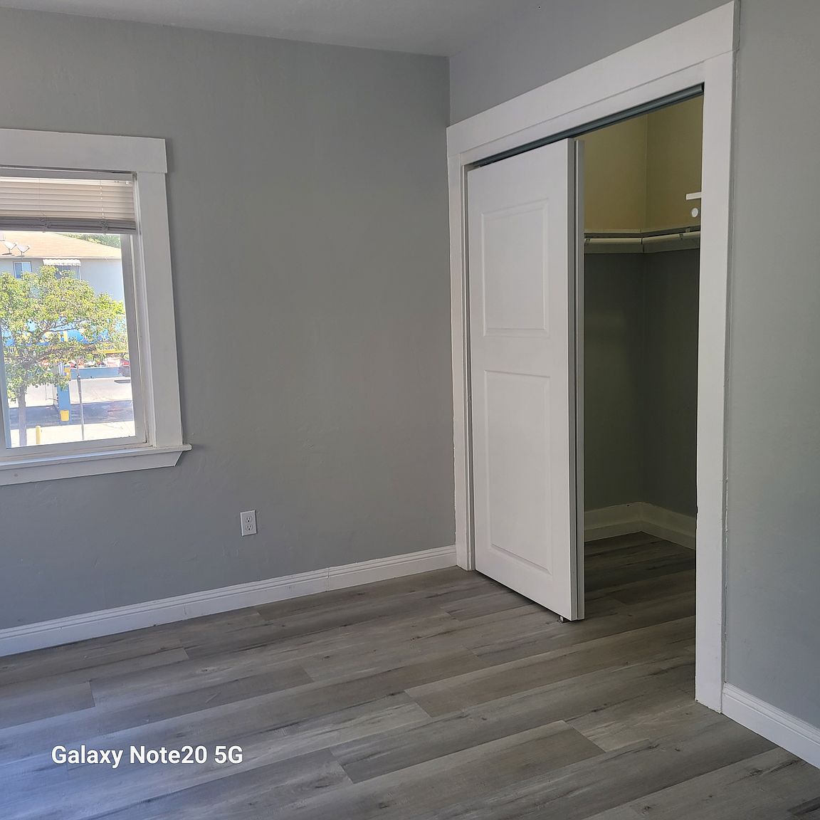 3089 Macarthur Blvd photo 4