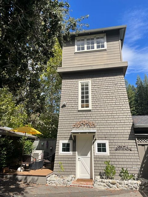 Houses on Saratoga Los Gatos Rd · Saratoga photo 2