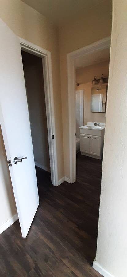 613 Alabama St photo 4