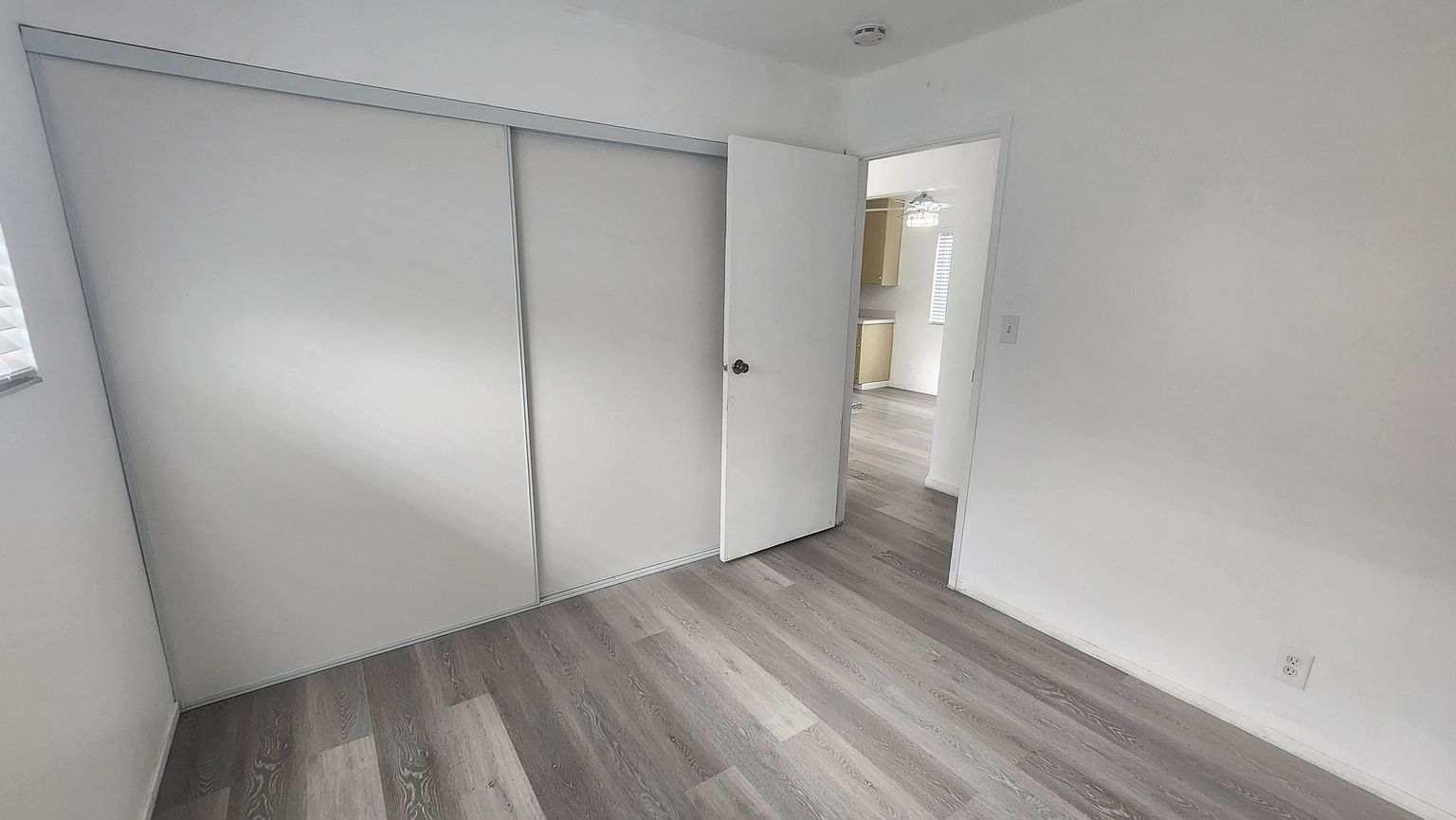 9220 Bancroft Ave Oakland, CA 94603 photo 4