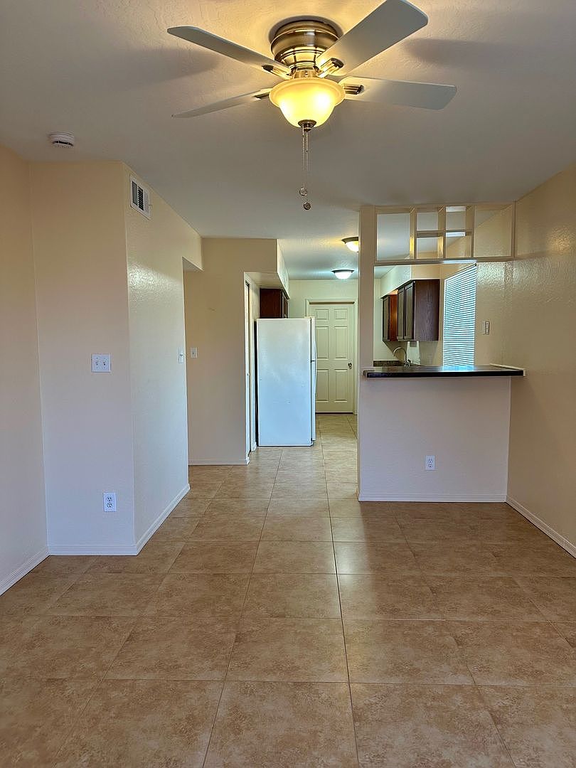 43 W Inglewood Street photo 2