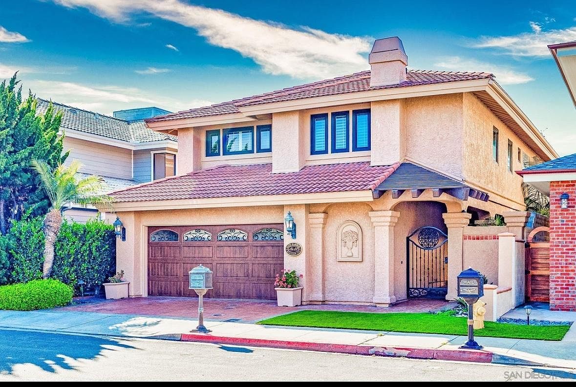 12 Buccaneer Way photo 3