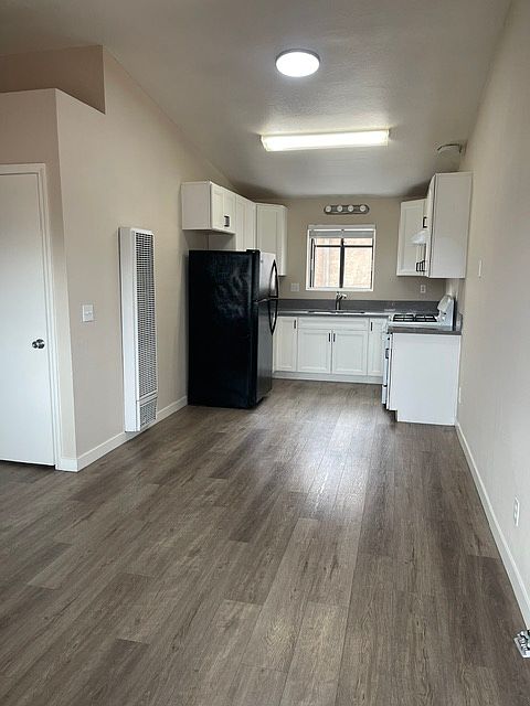 3684 42nd St photo 2