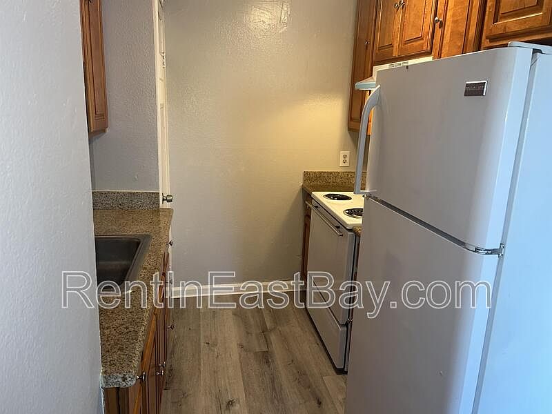 6701 Laird Ave unit # 5 photo 3