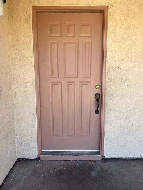 16 E Manzanita Ln photo 2
