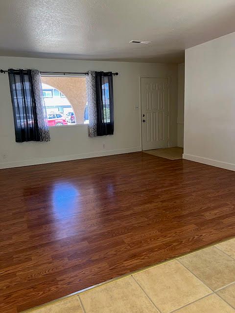 16 E Manzanita Ln photo 5