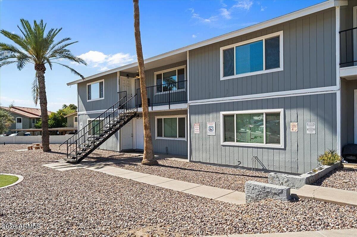 1346 E Mountain View Rd Phoenix, AZ 85020 photo 3