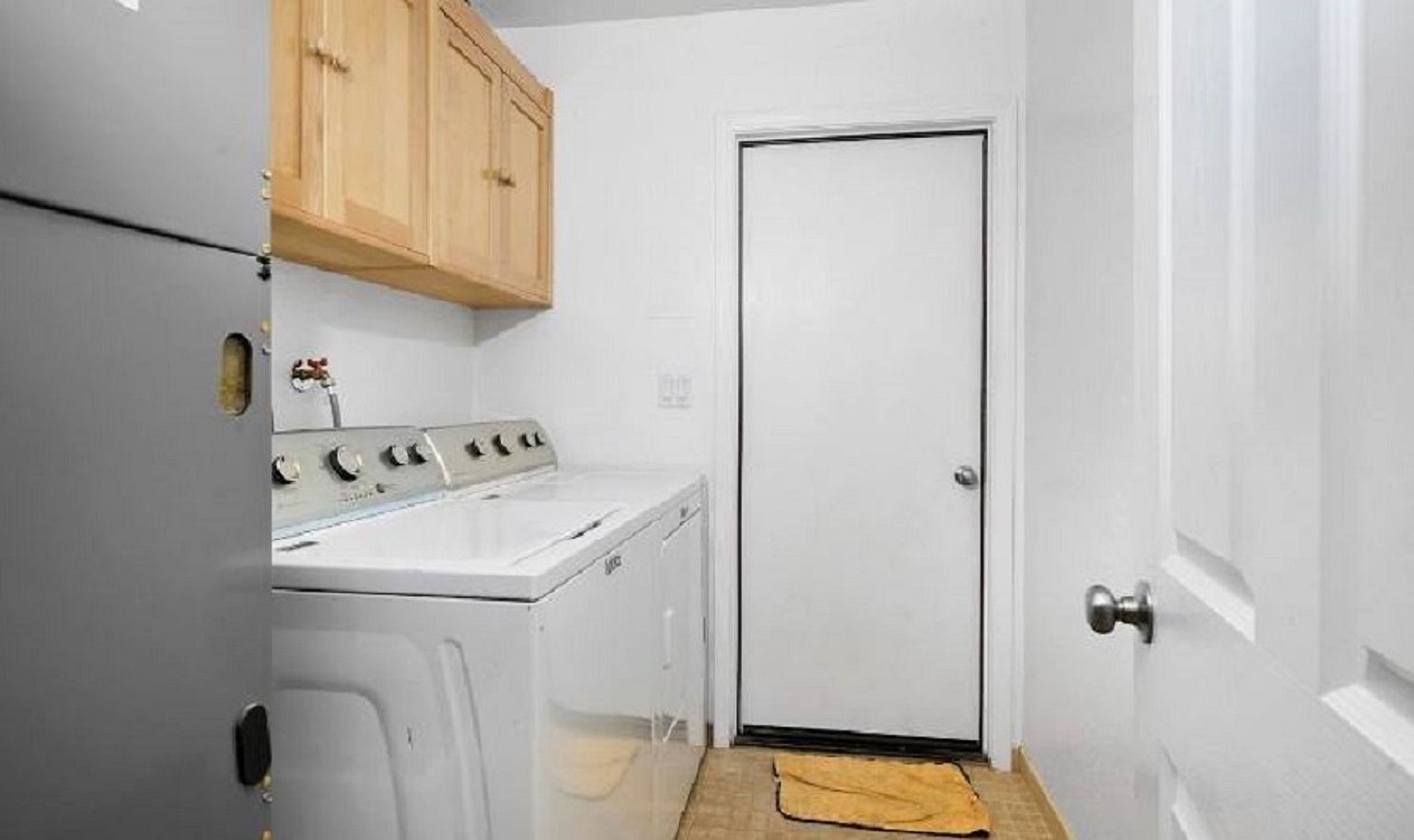 154 Flame Dr photo 2