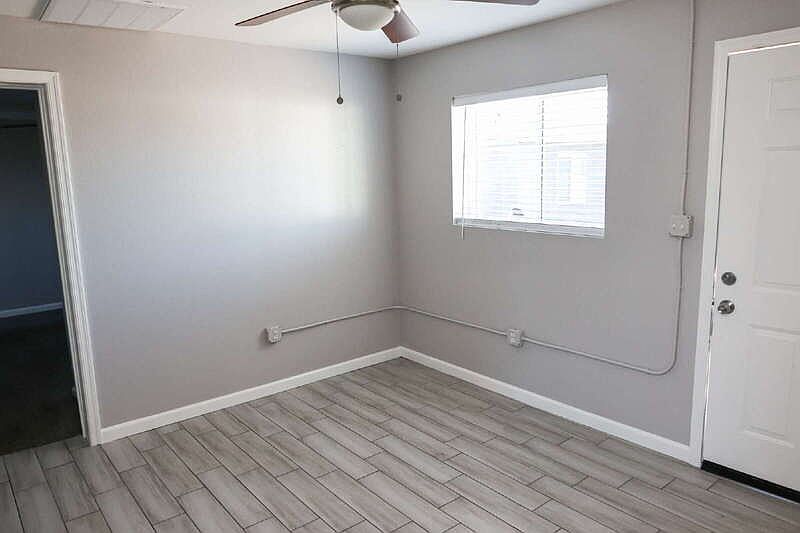 561 S Meridian Rd Apache Junction, AZ 85120 photo 5