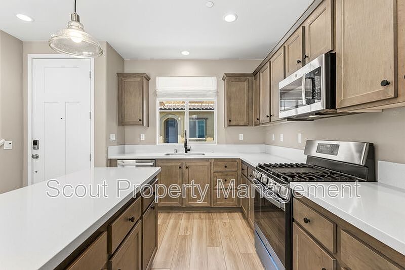 29342 Marx Way photo 3