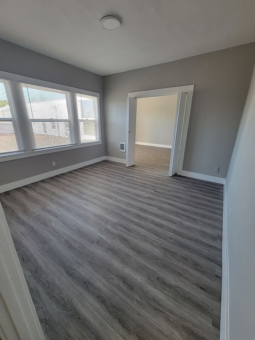 3835 MacArthur Blvd unit 3835: #3 photo 3