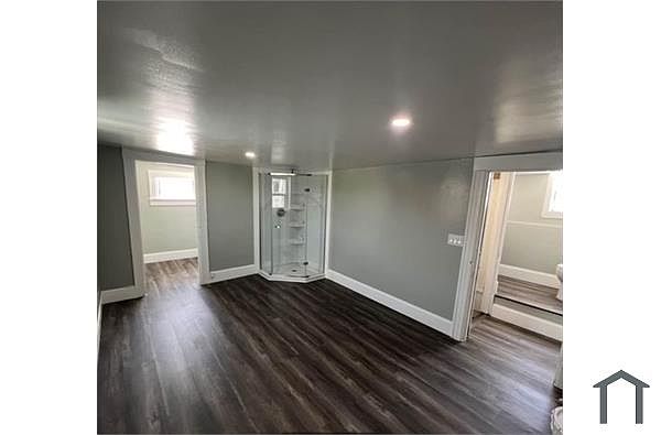 1106 International Blvd photo 2