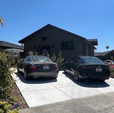 657 Balboa Way photo 2