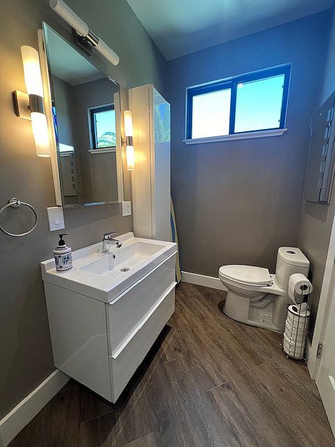 657 Balboa Way photo 5