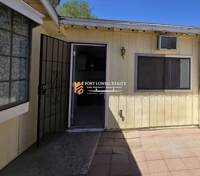 2632-2634 N. 29th Pl - 4 Plex photo 2