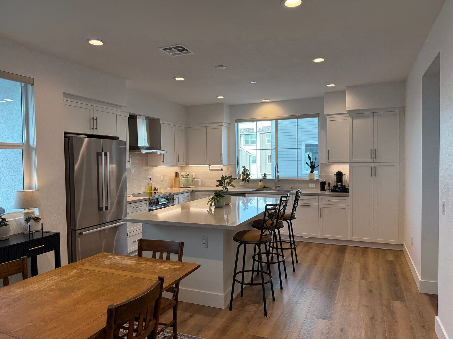 649 Semillon Ln photo 3