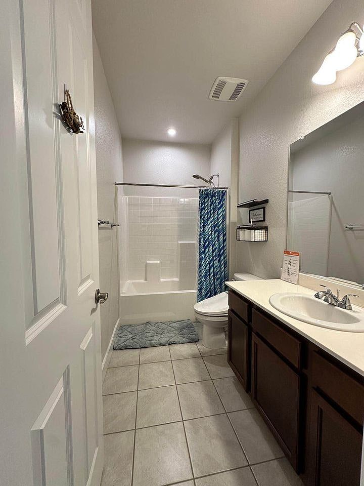 645 Belfonte St photo 5