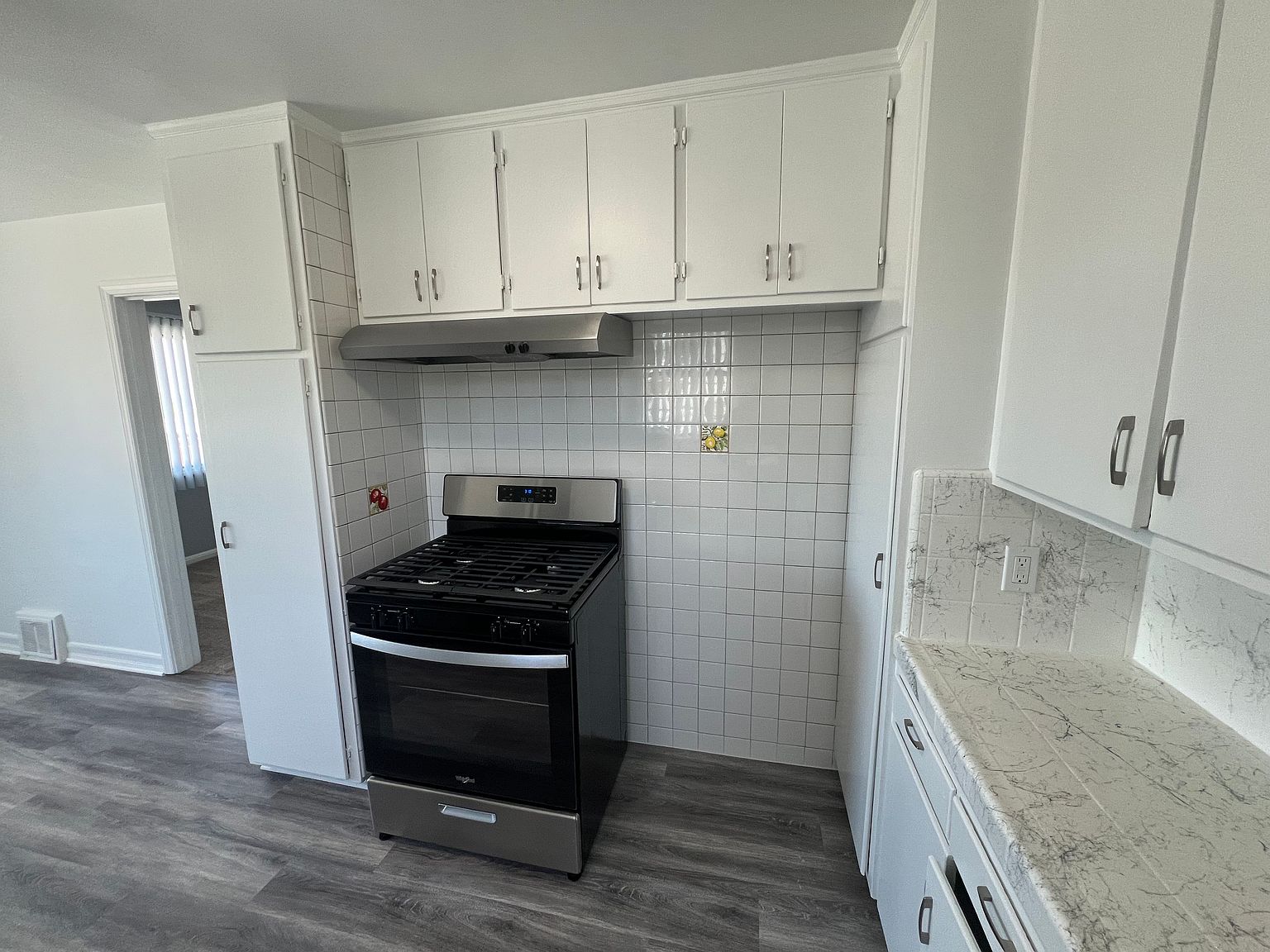 67 41st Ave photo 5