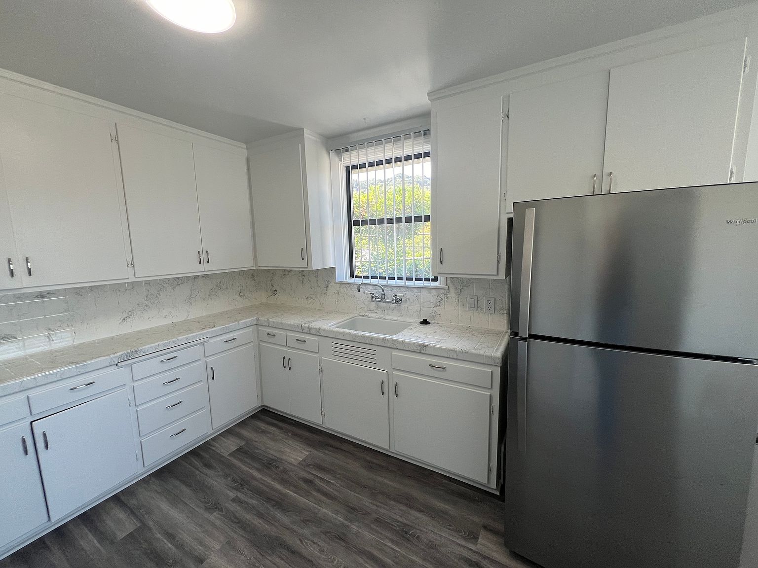 67 41st Ave photo 4