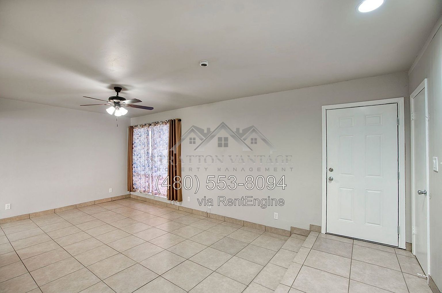 1814 W Frier Dr photo 5