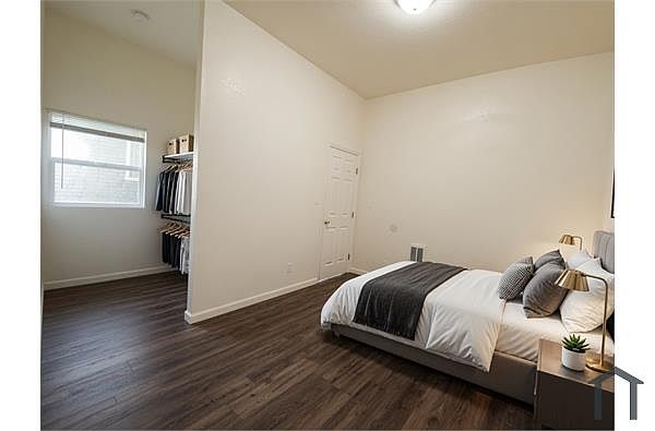 3215 Filbert St unit 3209 photo 4