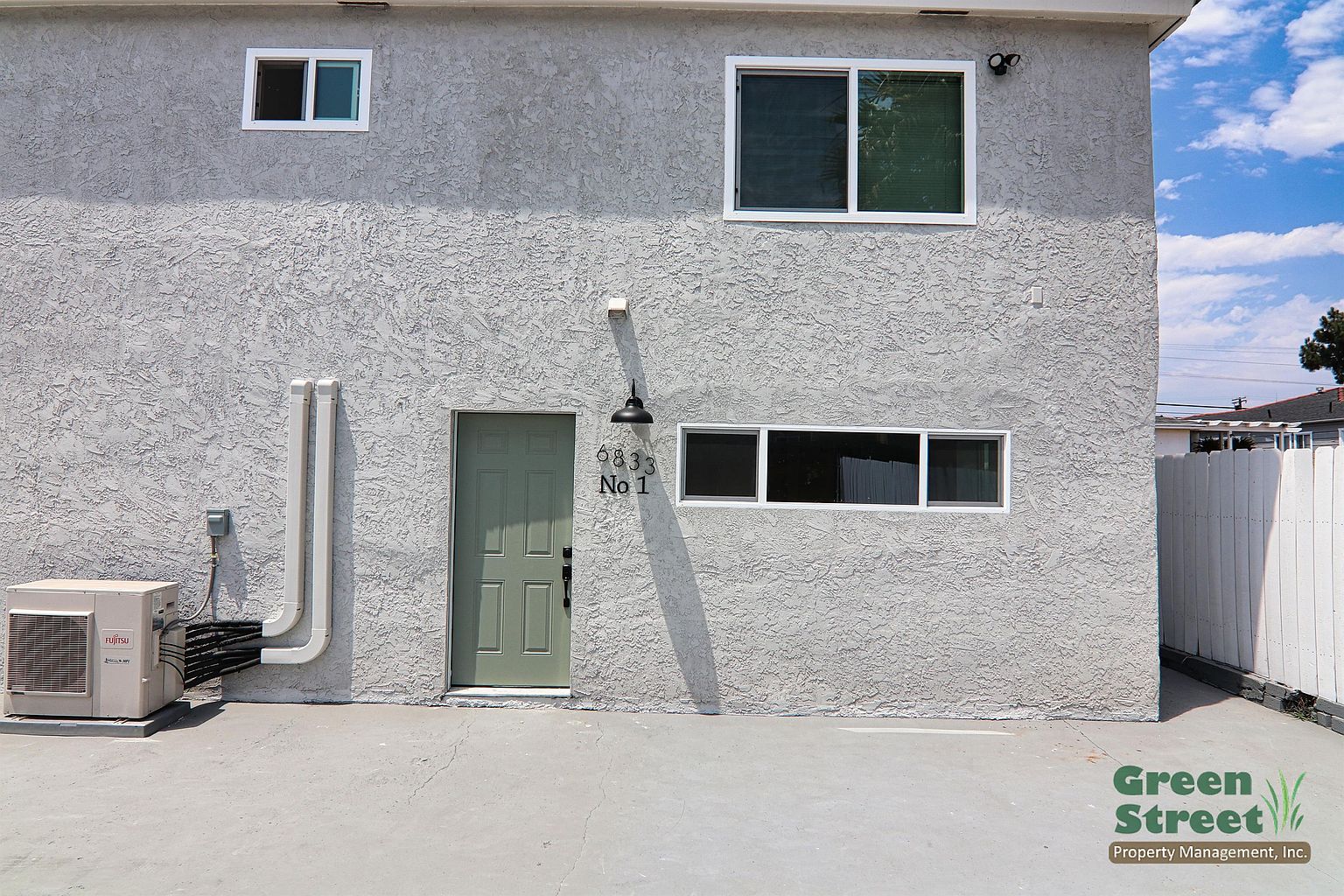 6833 Amherst St photo 3