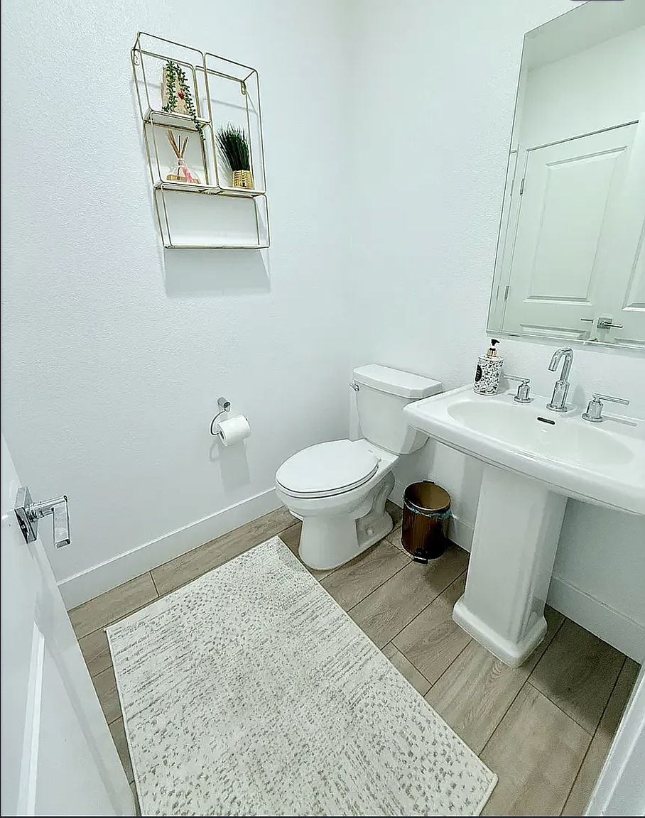 148 W Bolinas Pl photo 4