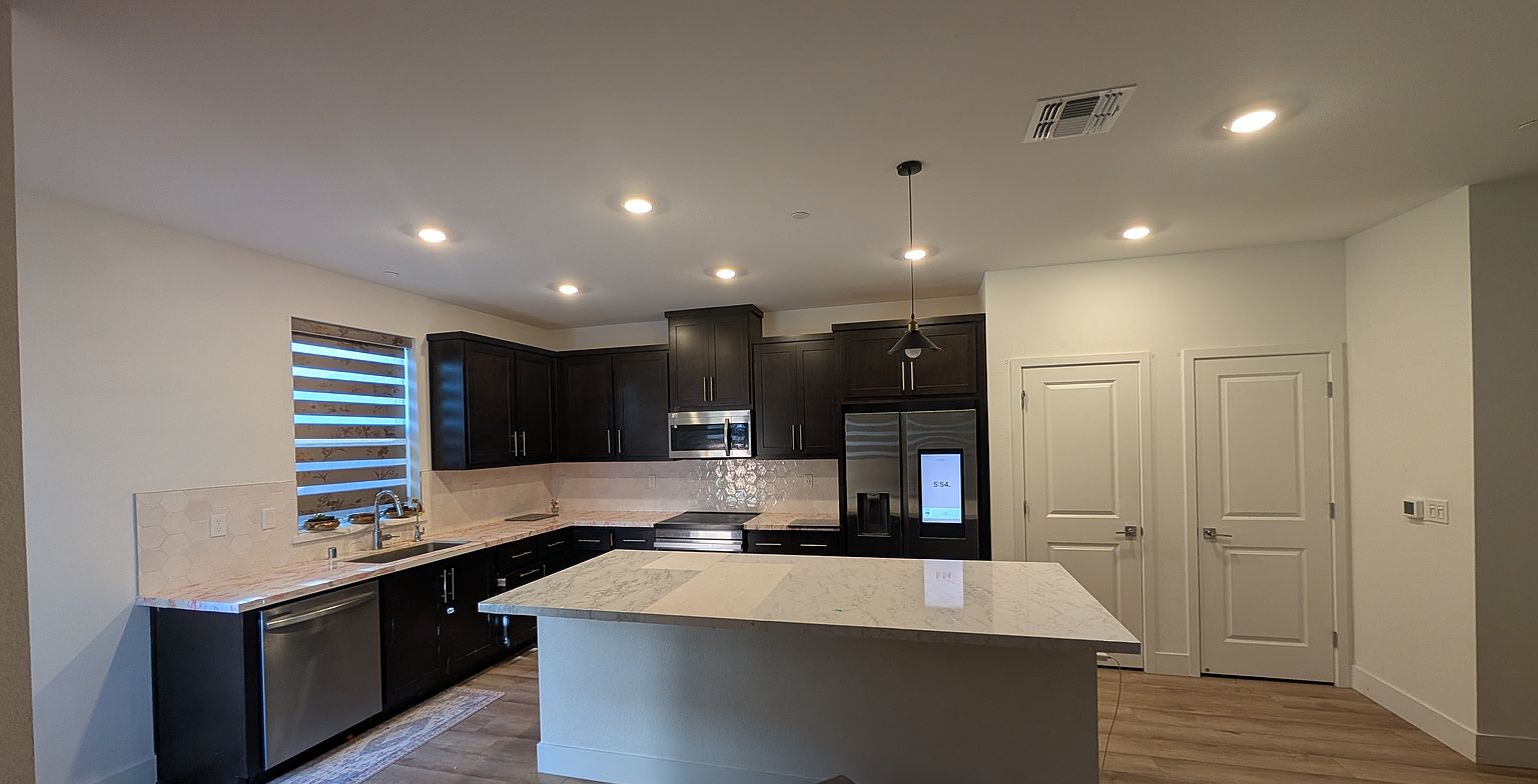 148 W Bolinas Pl photo 2