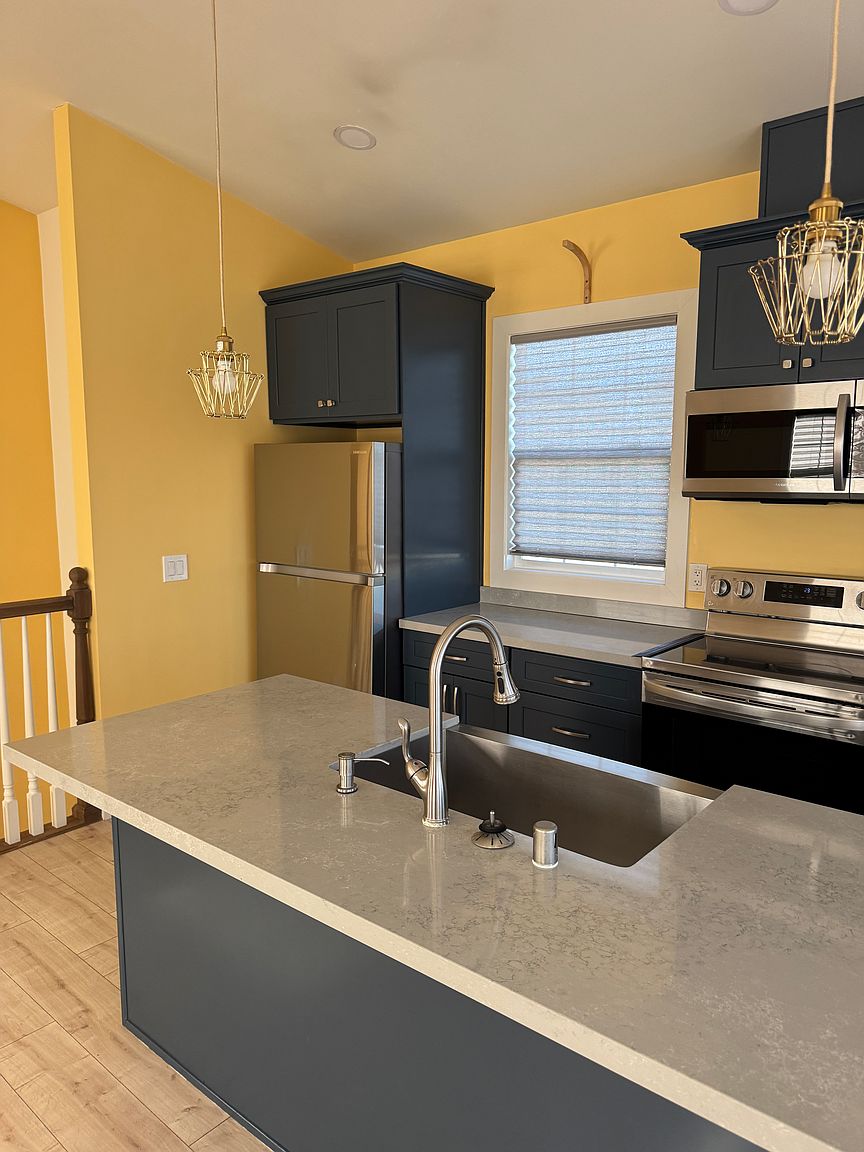 1158 Walpen Dr photo 3