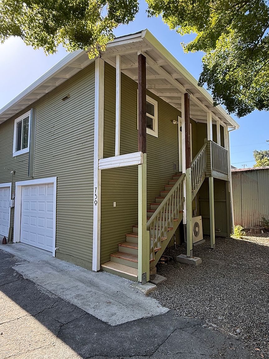 1BR/1BA Apartment on 4th St · Napa photo 2