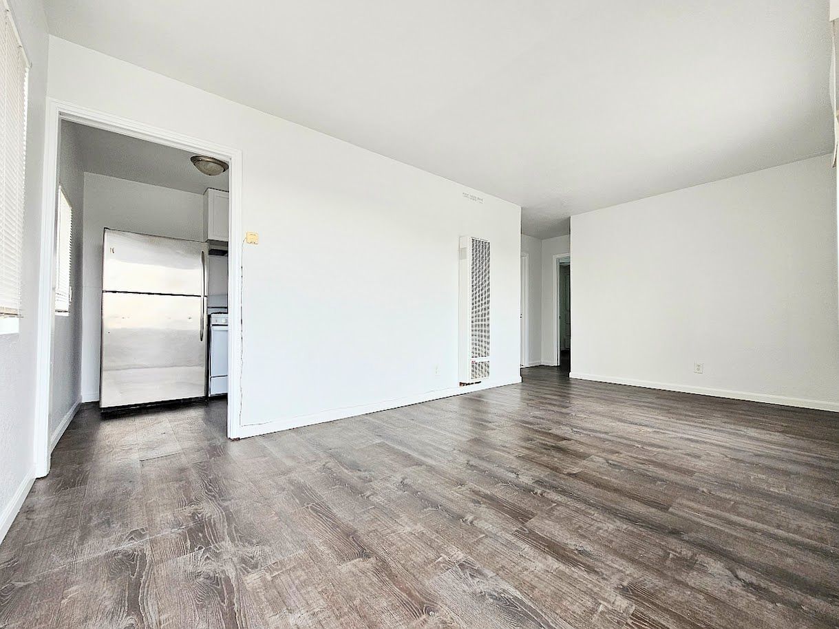 4016 Georgia St photo 3