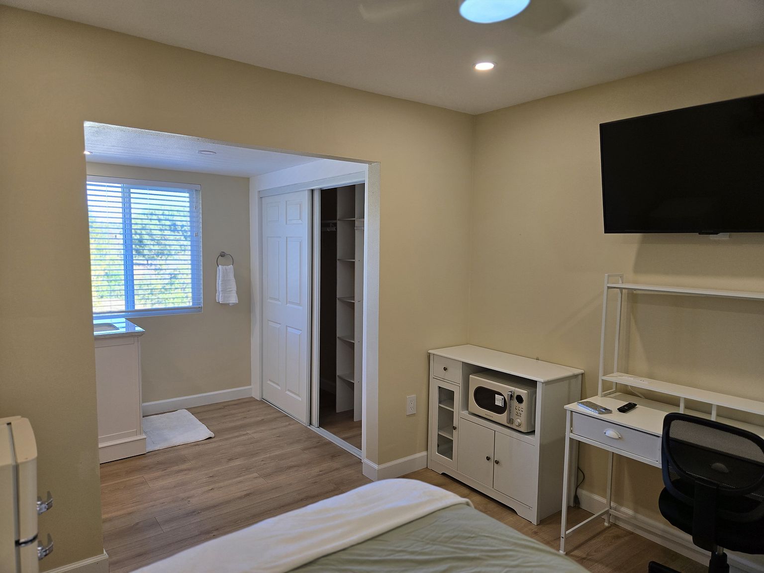 4931 Milano Way photo 2