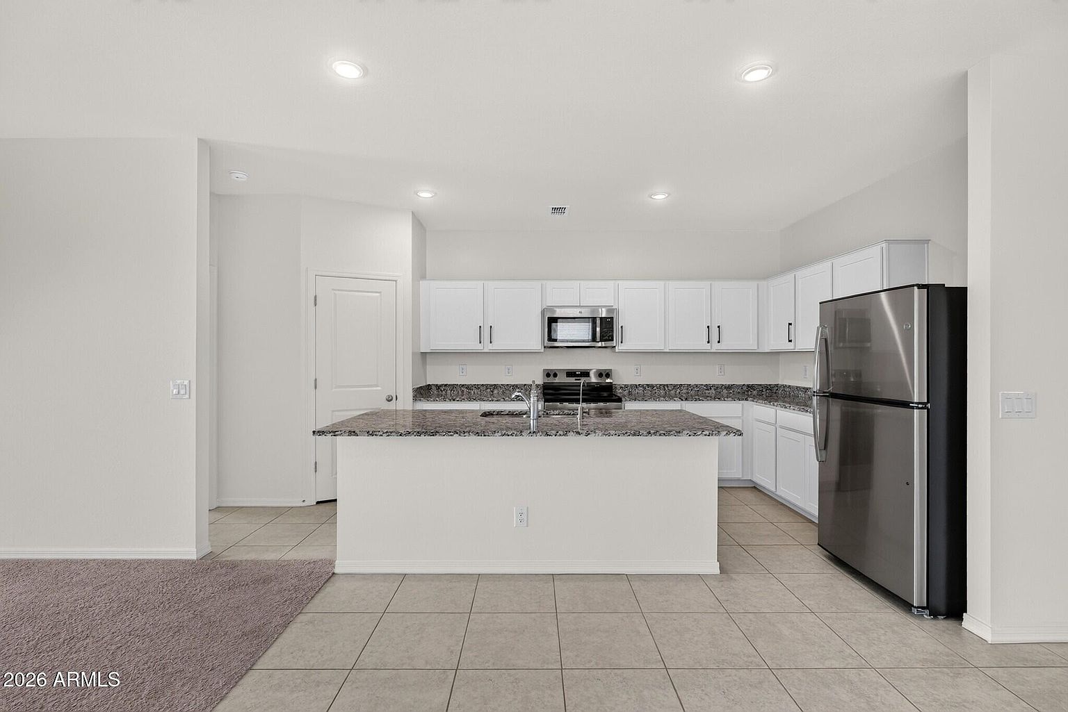 2097 E Grazing Meadow Ln photo 5