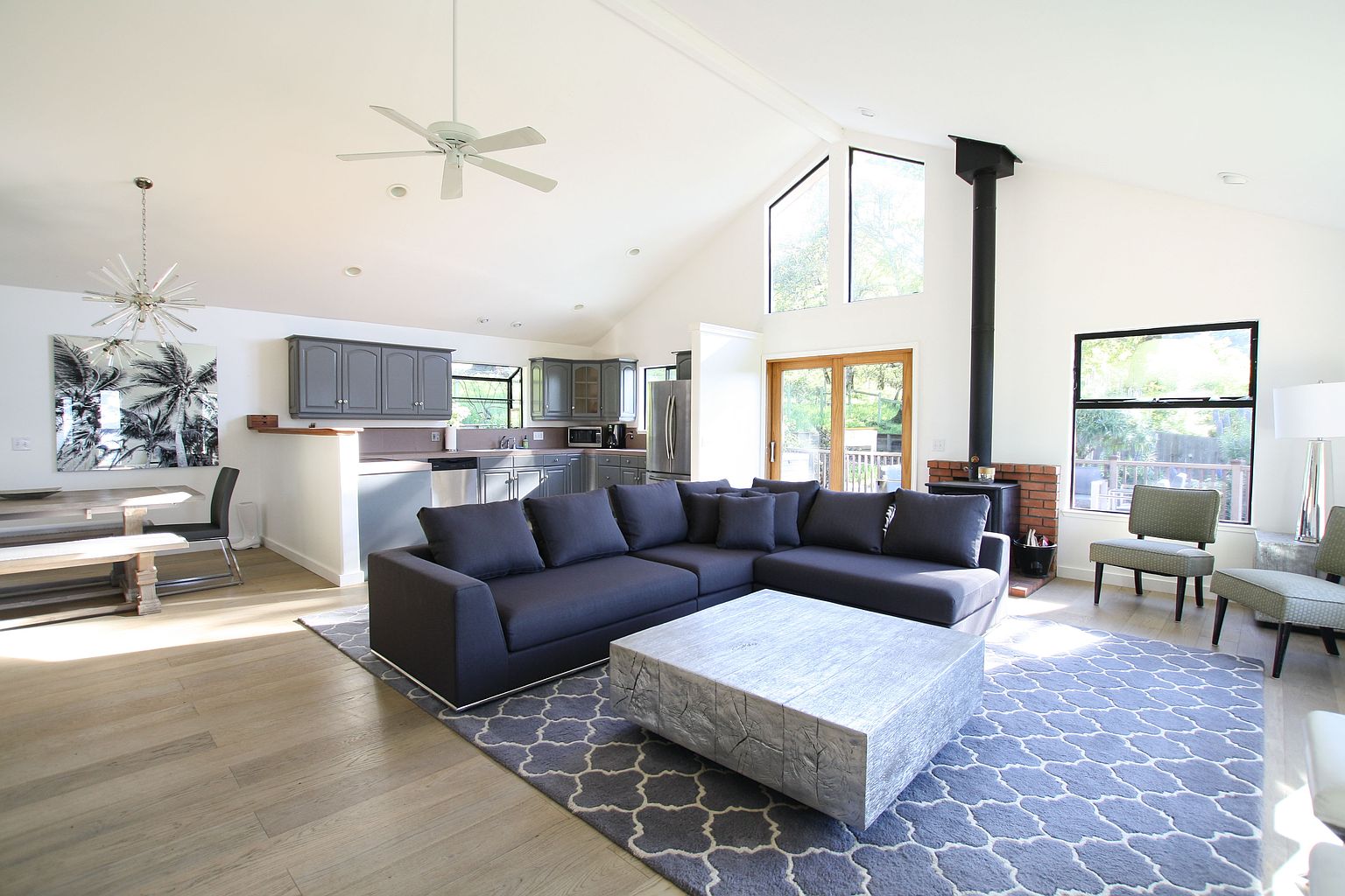 6564 Sonoma Mountain Rd photo 3