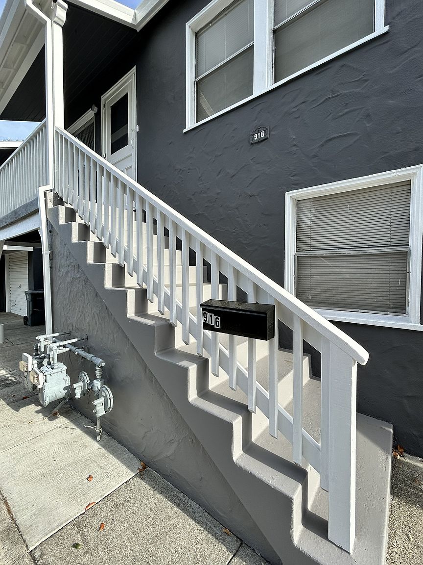 908 Mare Island Way photo 4