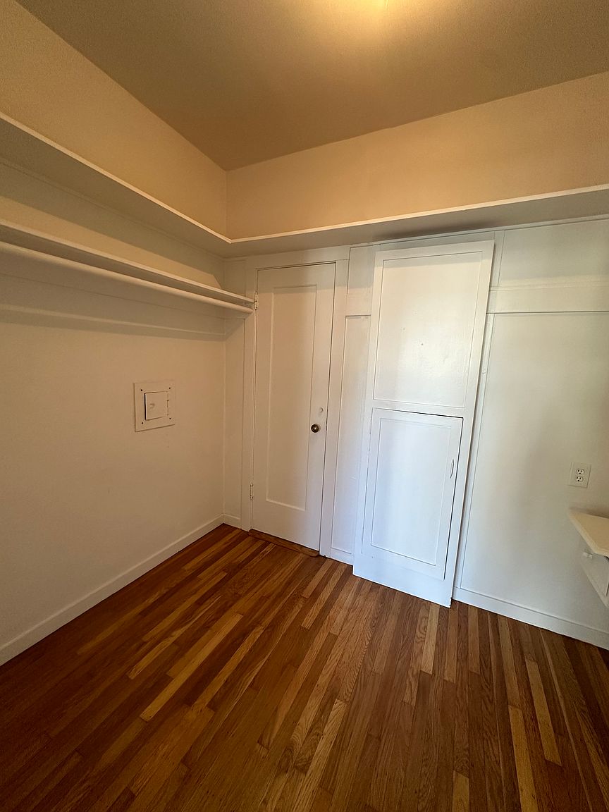 2055 California St photo 3