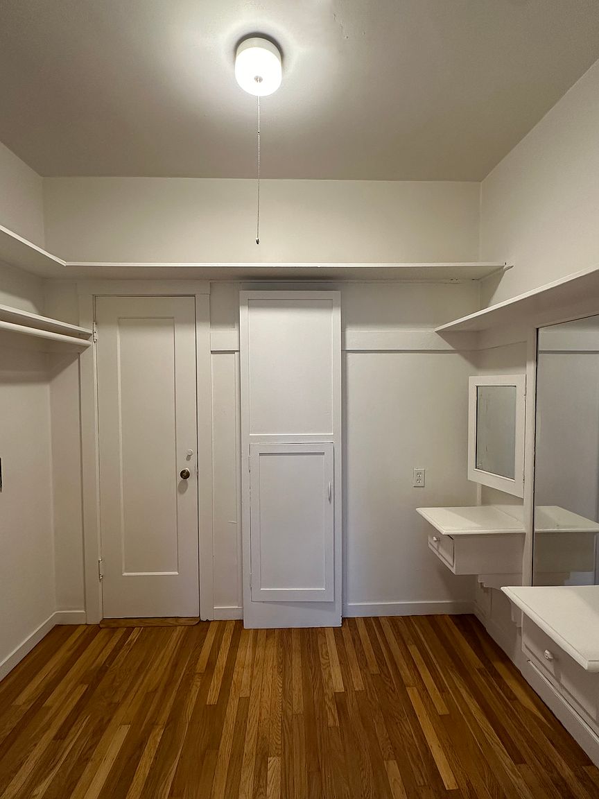 2055 California St photo 2