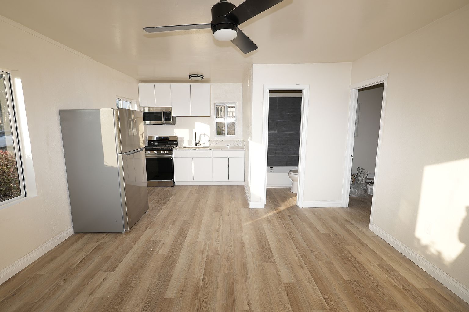 3815-19 Villa Ter photo 4