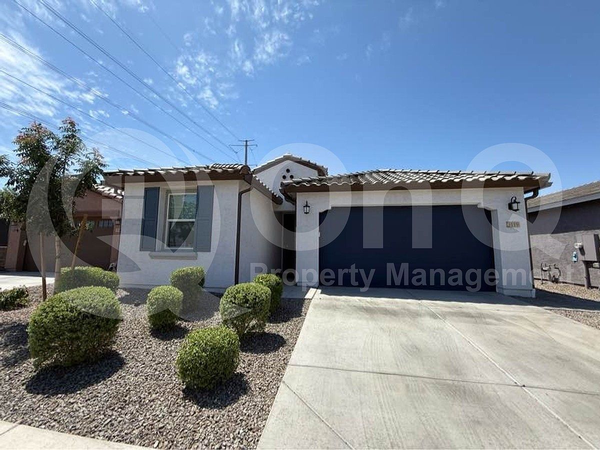 3119 W Via Dona Rd Phoenix, AZ 85083 photo 2
