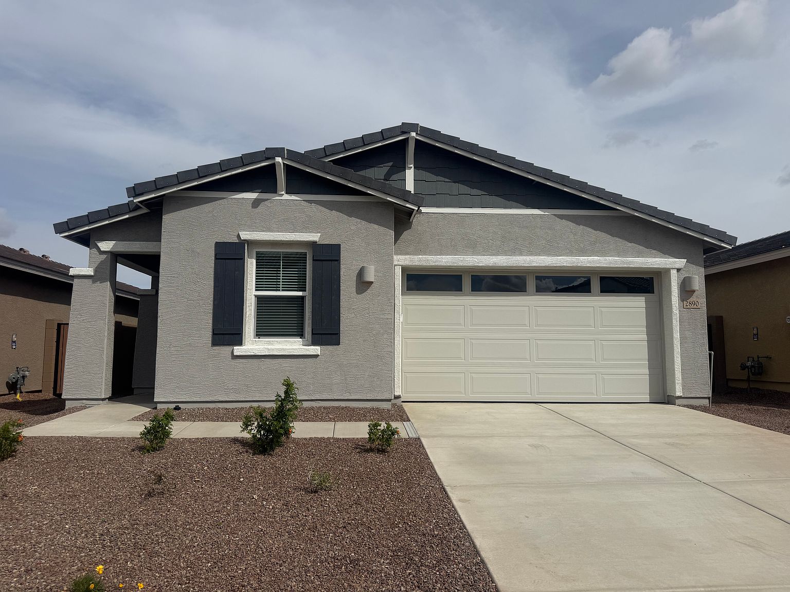 2890 E Frontiersman Ln San Tan Valley, AZ 85140 photo 2