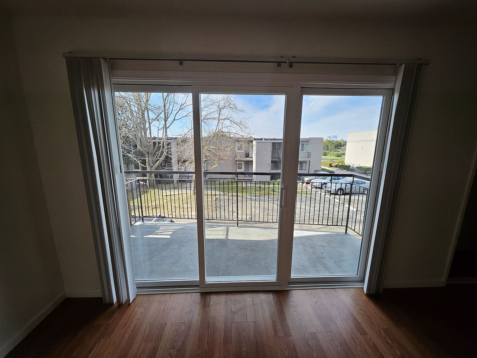 148 Wilson Ave photo 5