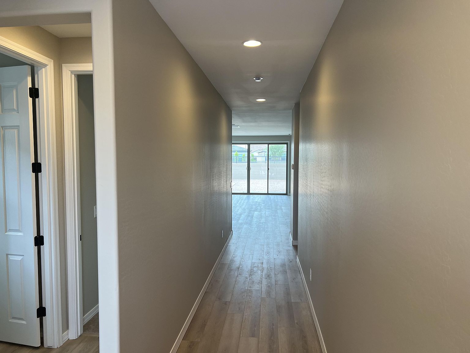 946 W Macaw Dr photo 5